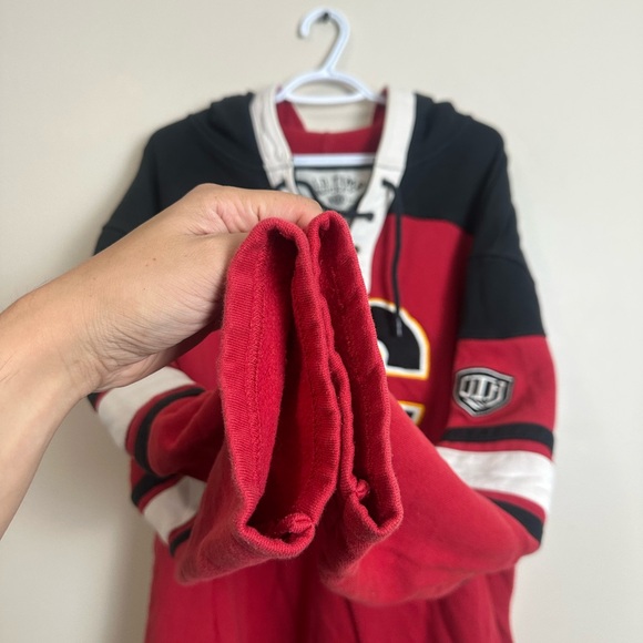 NHL Size XL Old Time Hockey Black and Red Hoodie - Picture 4 of 6